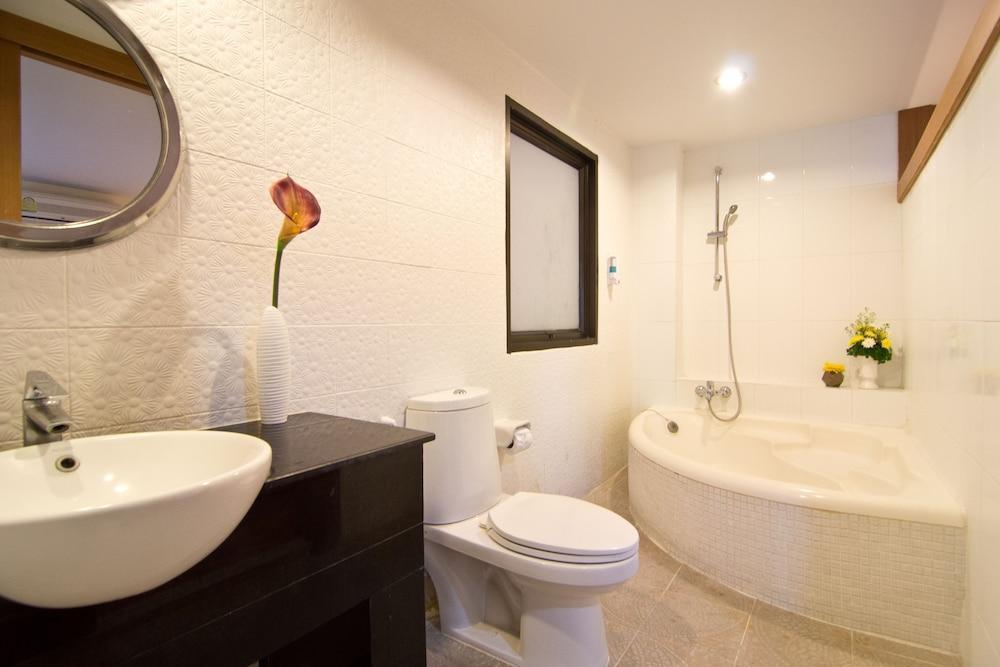 Bella Villa Metro Pattaya Eksteriør billede